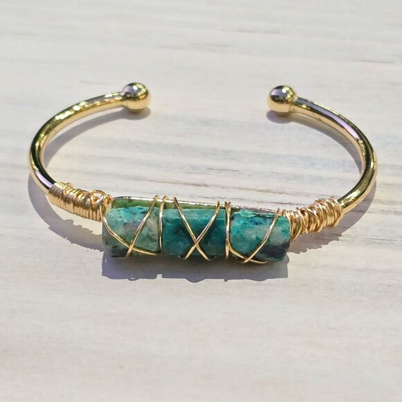 Chrysocolla Goddess Energy Wire Wrap Cuff w/ 14Kt Gold Over Brass – NWT - Picture 8 of 12